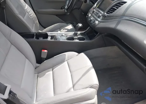 2019 Chevrolet Impala Lt z USA, uszkodzony, nr VIN 2G11Z5S3XK9159155